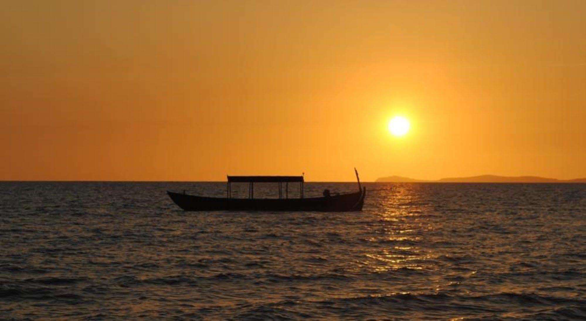 Otres Orchid Beach Resort Preăh Sihanŭk Zewnętrze zdjęcie