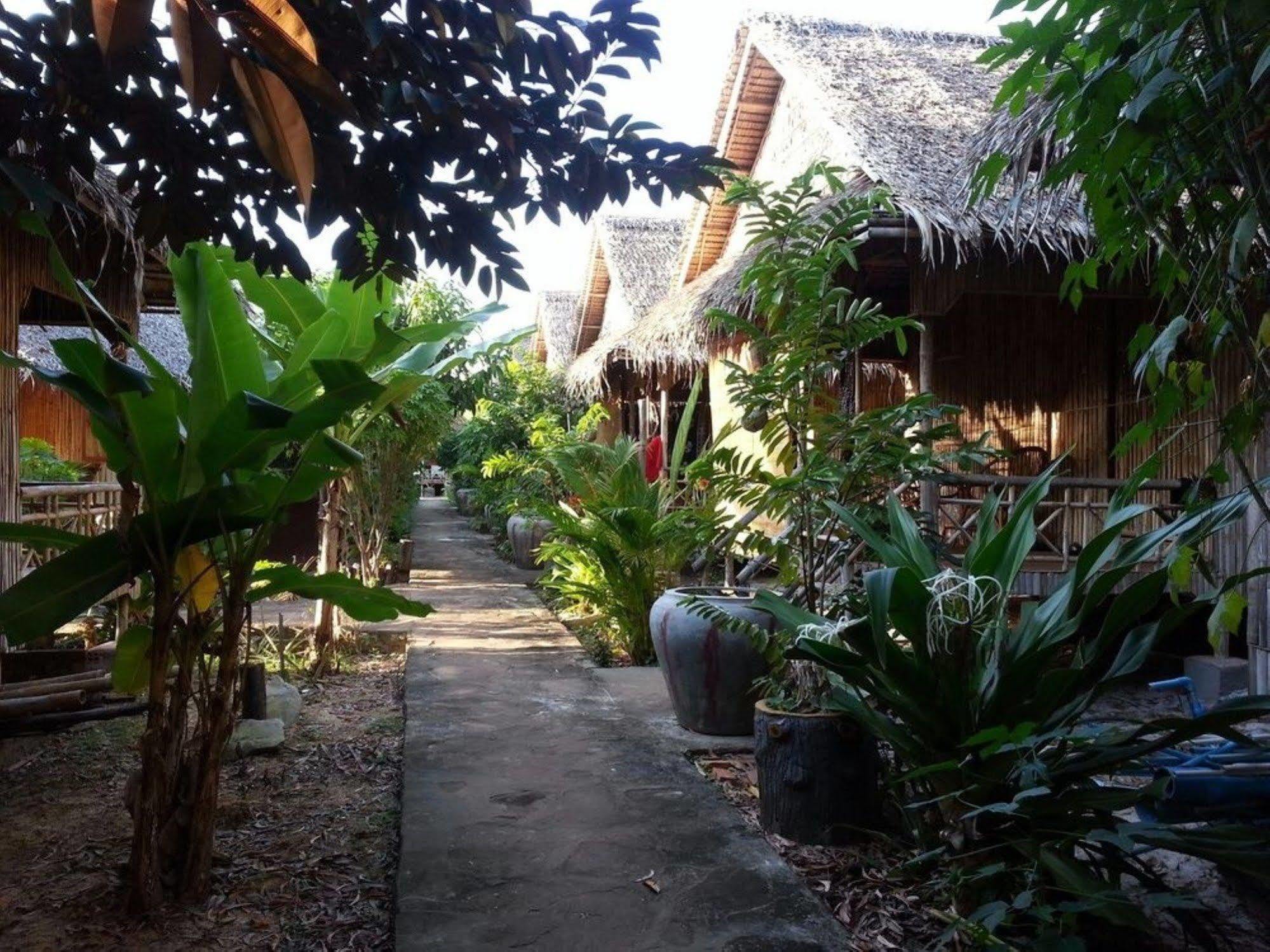 Otres Orchid Beach Resort Preăh Sihanŭk Zewnętrze zdjęcie